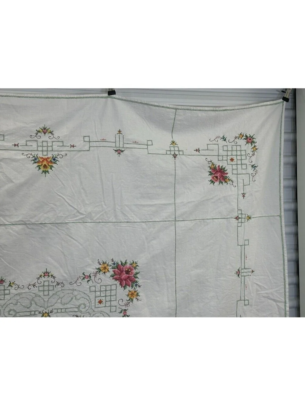 Vintage Geometric Floral Embroidery Cross Stitch Flowers Tablecloth Topper 63x96